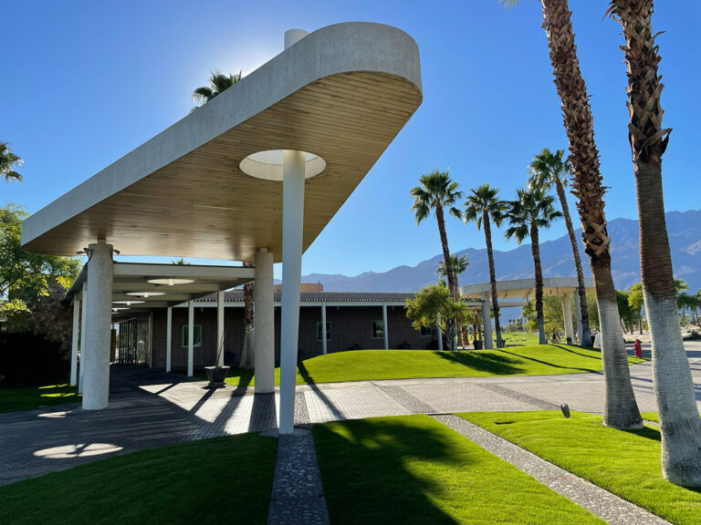Mid-century modern architecture
